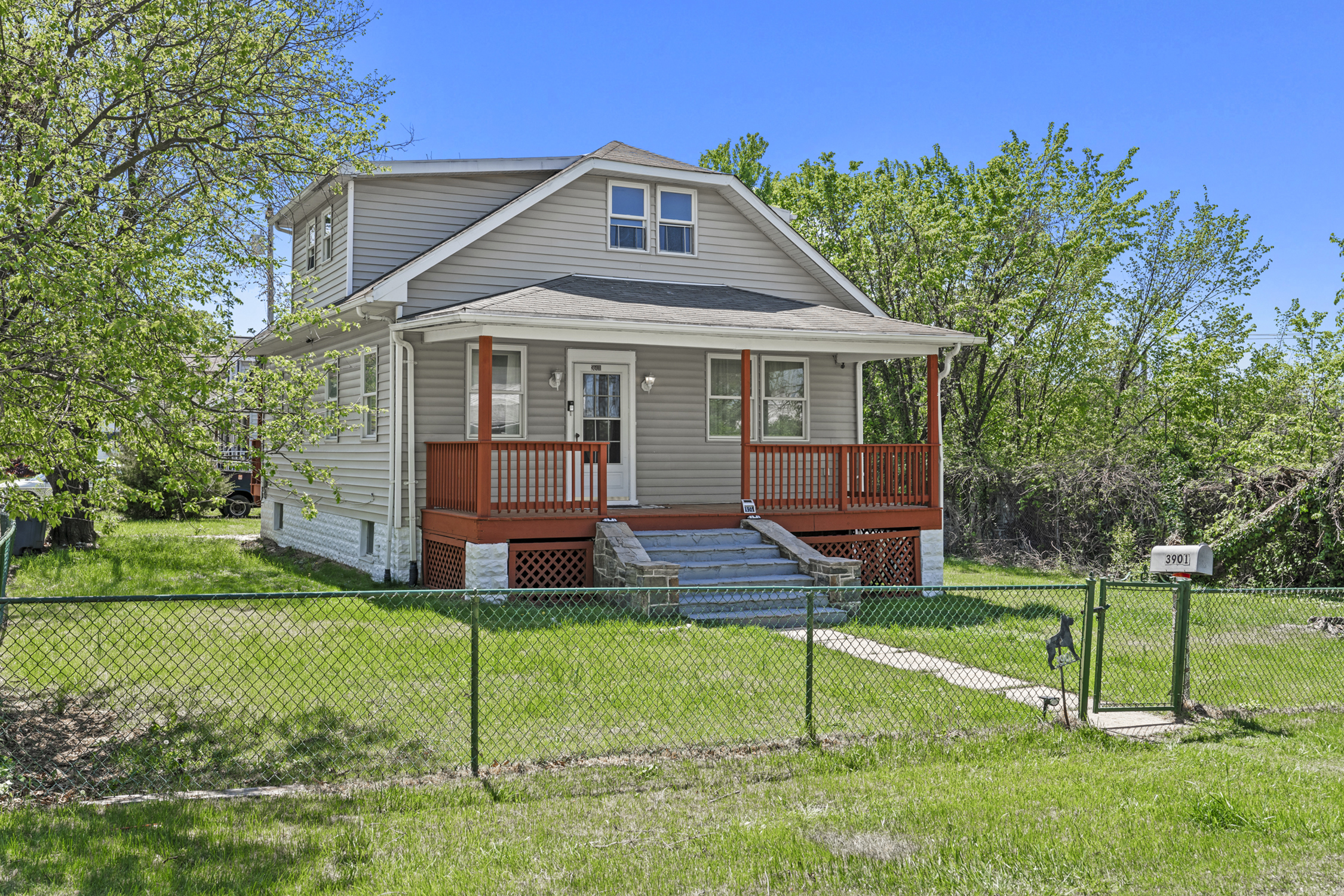 Property thumbnail image