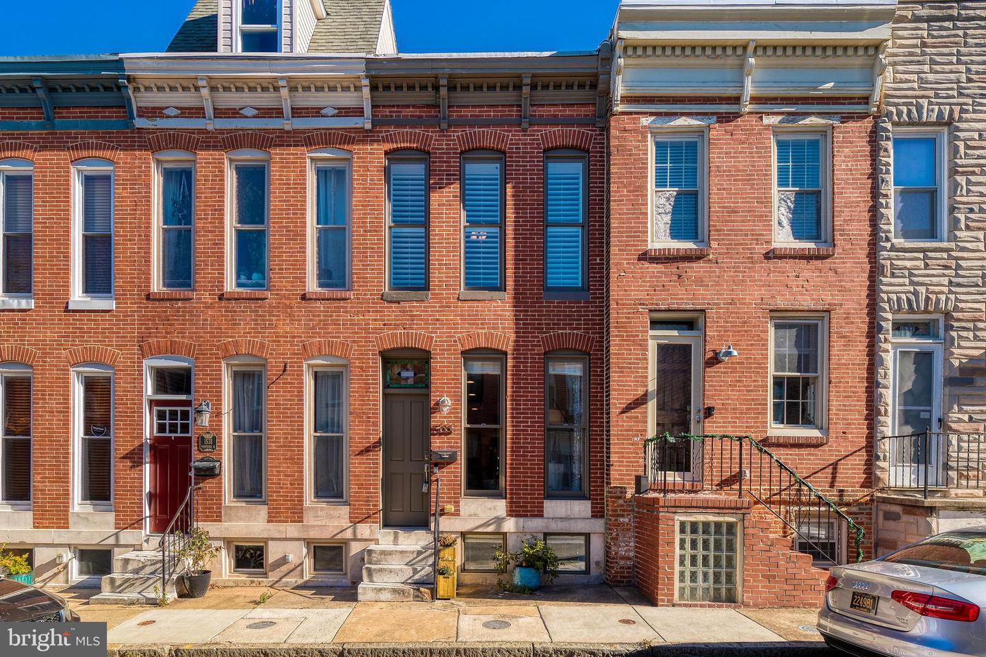 1533 Marshall Street - 1